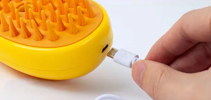 CEPILLO RECARGABLE PARA PERROS Y GATOS